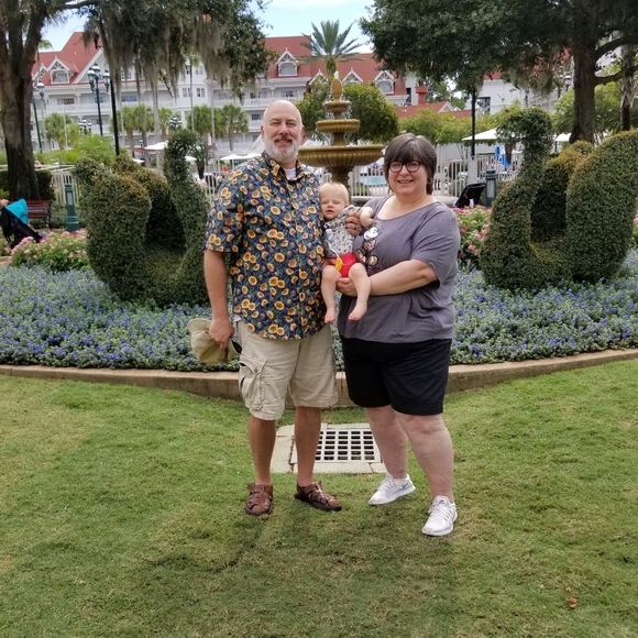 Meet your posher! - Picture 2 of 3